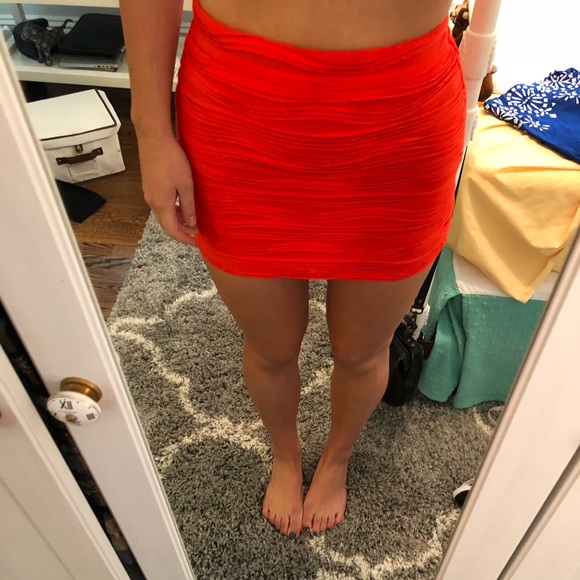 🥀 Sparkle and fade orange ‘river bodycon skirt’ - Picture 2 of 6